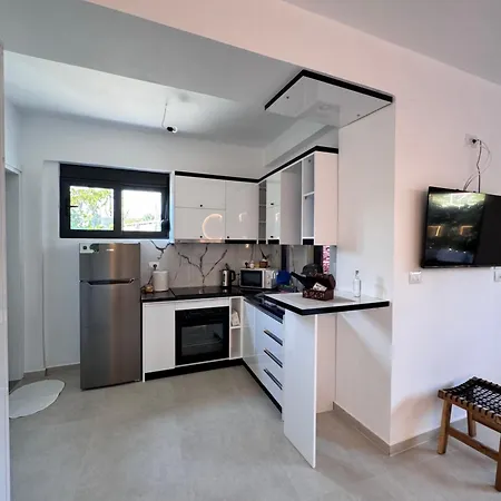 Serenity Апартаменты *